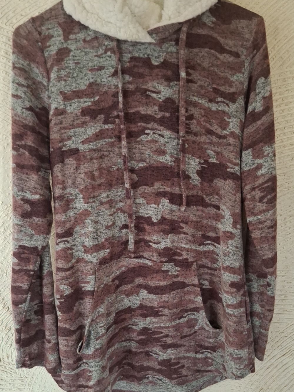 Ultra Flirt Maroon & Light Gray Camo Sherpa Hooded Sweatshirt (Womens)